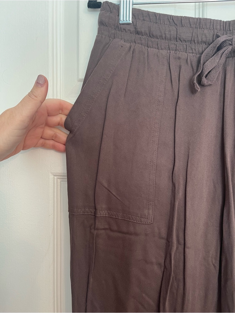 NWT Splendid Women’s Brown Elastic Drawstring Joggers - Picture 4 of 10